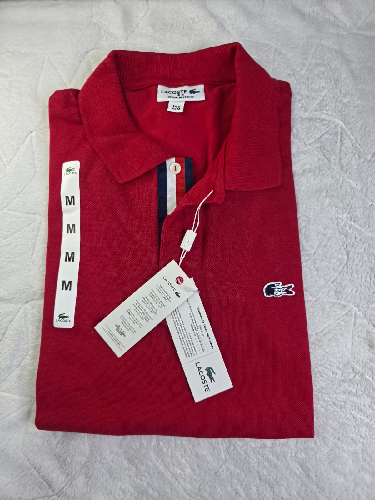 LACOSTE DISEÑO DE LA BANDERA DE FRANCIA